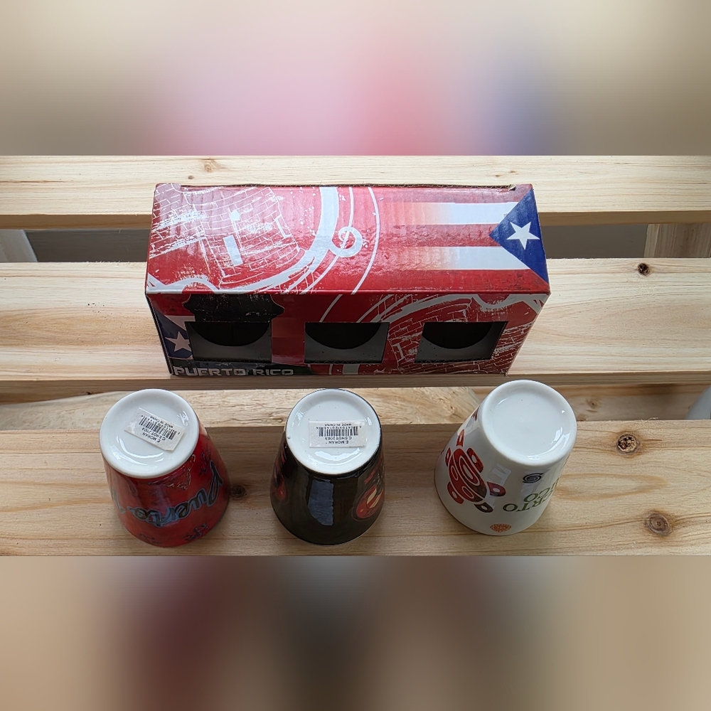 Puerto Rico Ceramic Shot Glass Set - Black, Red, White - Picture 5 of 6